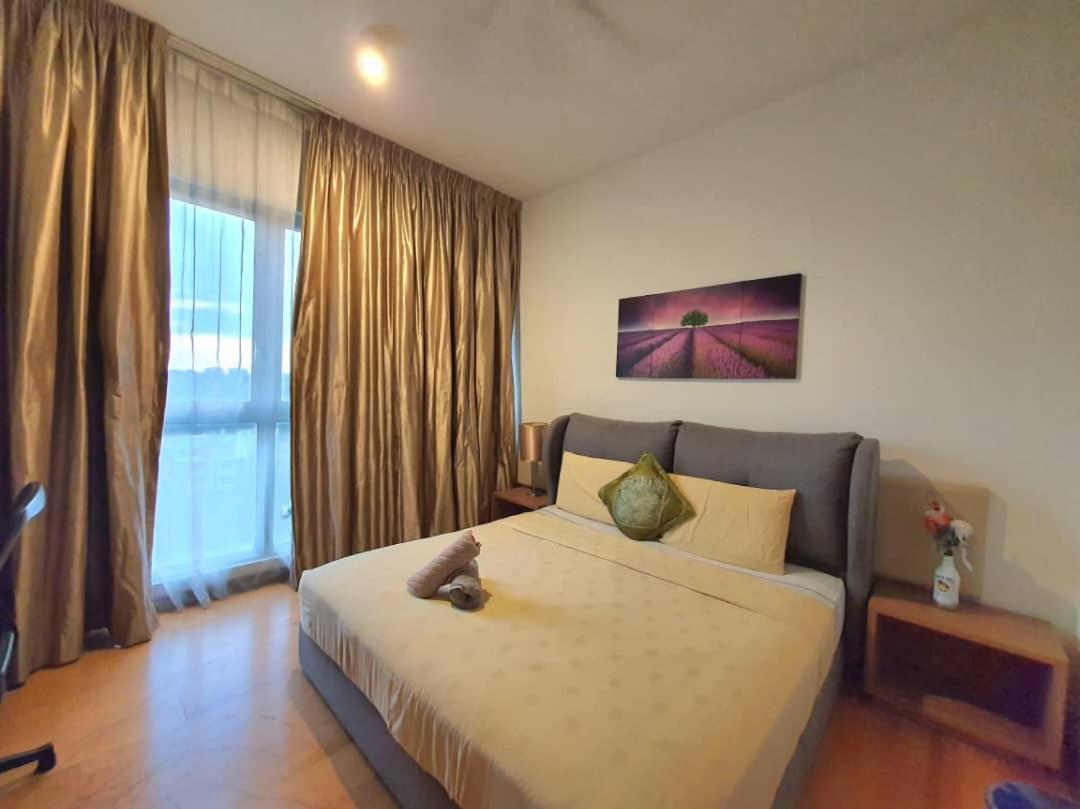 Regalia Suites Klcc View Rooftop Infinity Pool By Angkasa Homes Kuala Lumpur Kültér fotó