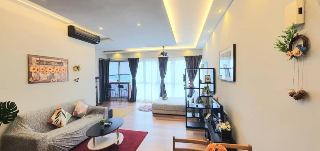 Regalia Suites Klcc View Rooftop Infinity Pool By Angkasa Homes Kuala Lumpur Kültér fotó